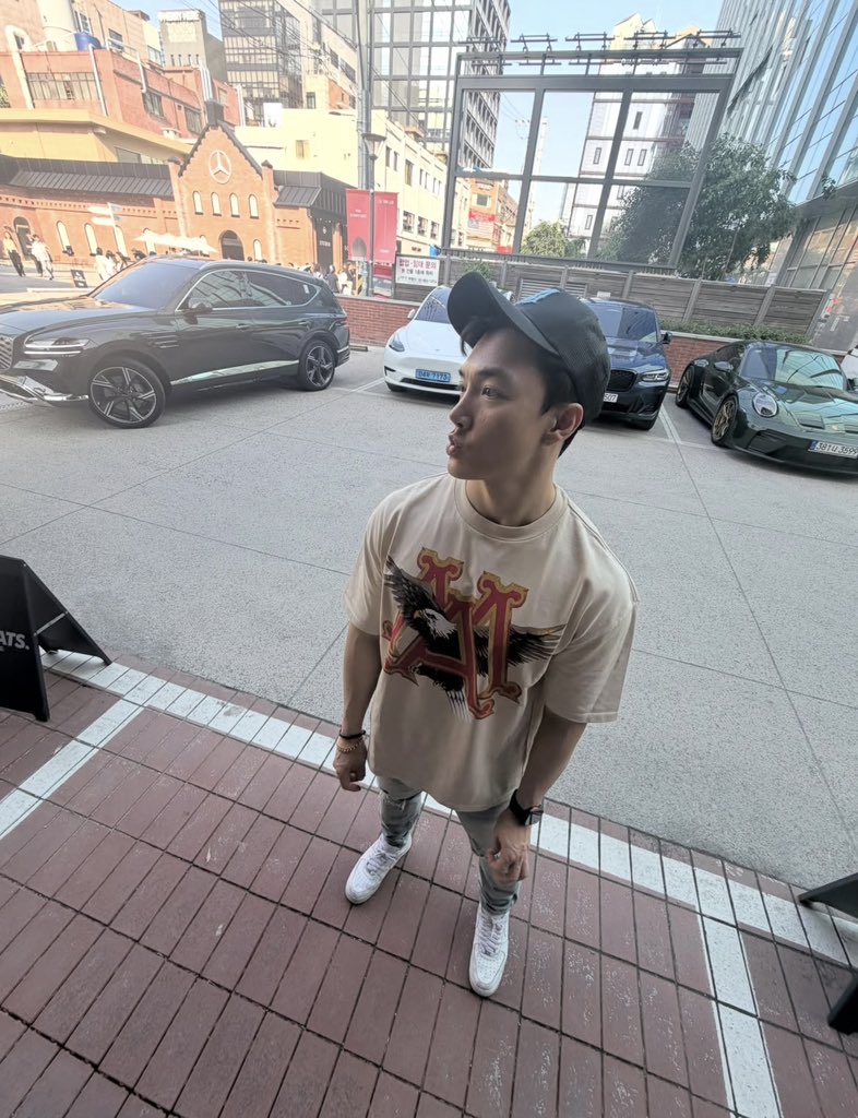 team_zikzin's tweet photo. 【BB Instagram】 https://t.co/oSNXHujYrC