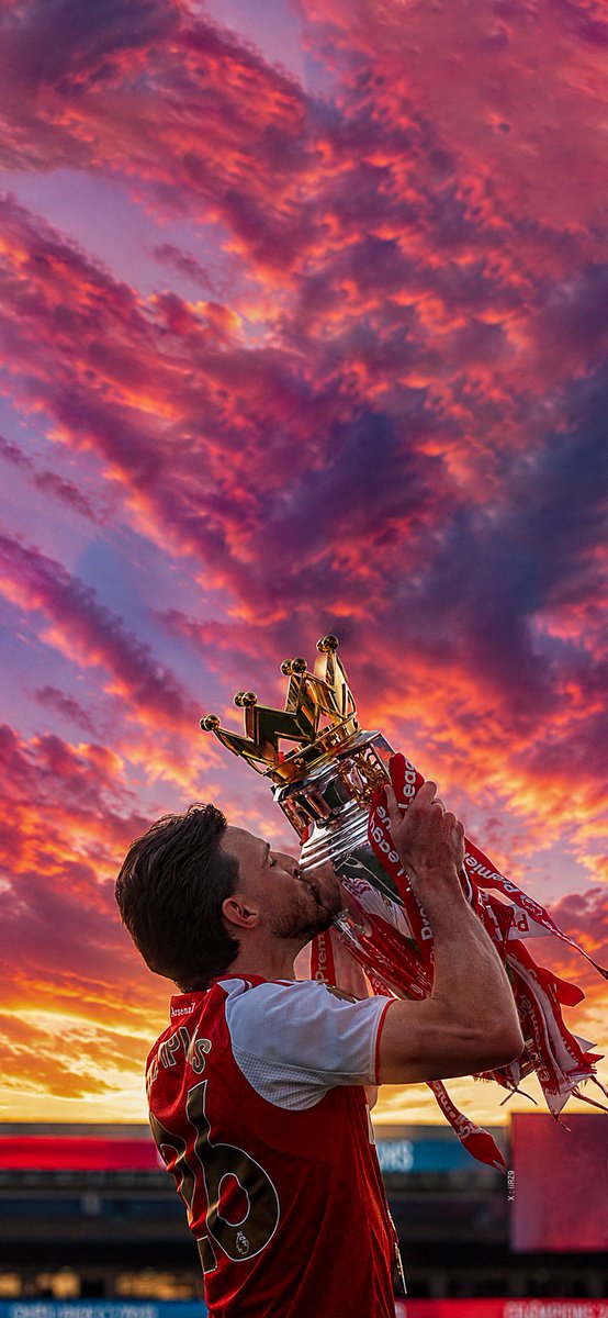 gencarsenal's tweet photo. Daha güzelleri sizden gelsin 🔴⚪📱 https://t.co/ixsJzkOUlp