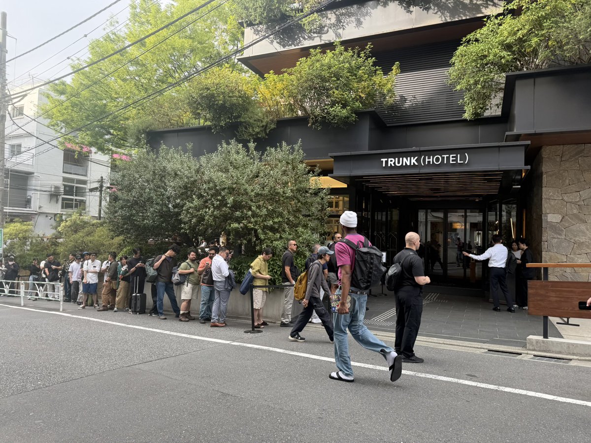 渋谷でPalantirミートアップに長蛇の列、カープCEO来日で大熱狂