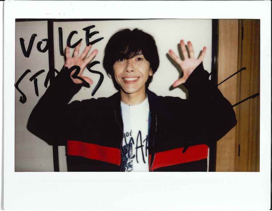 TVガイドVOICESTARS vol.37」好評発売中】 ☆直筆サイン入り生写真
