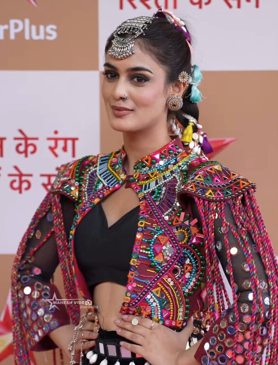 GossipsTv's tweet photo. #TanishaMehta and #RohitSuchanti at Star Plus' 'Fashion Ke Rang Rishton Ke Sang' event.
@GossipsTv #KRKBRBH #VrindAng https://t.co/ypxXwAcpio