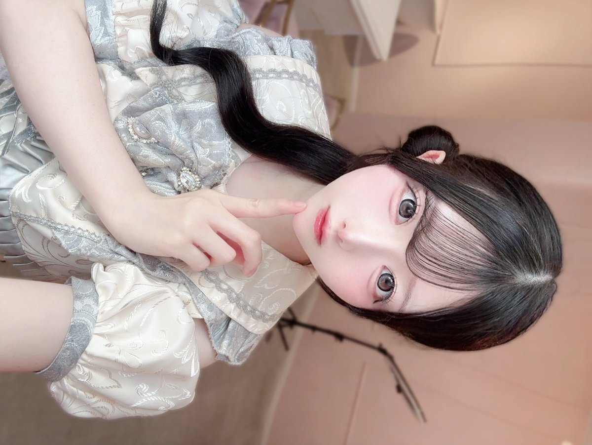 ❤︎ぴーちゃん❤︎ 2代目ぴーちゃん☕🐥 初代も2代目も ぴーちゃんは可愛いです✨ モデル