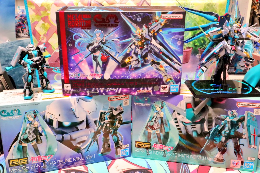 これでミクさん×ガンダムコラボ三種の神器の全てが揃った！！！ 幸せ