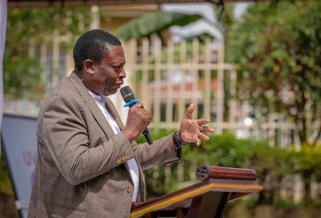 UVRIug's tweet photo. Professor @olaro_charles, the Director General Health Services @MinofHealthUG officially launches the 90 years celebration of discoveries and global impact.

@UVRIug
#UVRIAt90 
#ScienceInAction https://t.co/dt8vKcB2Dm