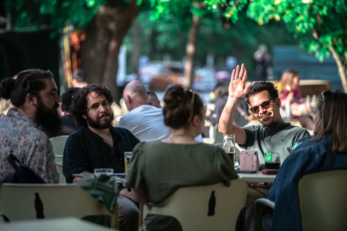 bpbeerweek's tweet photo. BPBW 2026 Budapest Beer Week ENCORE DAY Music + Afterparty 10 MAY full gallery by bandsthroughthelens is now up on FB
#nevergofullcraft #bpbw #mayheninmay
A Dürer Kertes harmadik nap, vagyis a fesztivál hetedik és egyben utolsó napi teljes galériája is már fent a FB oldalunkon! https://t.co/9W1e42rPlz