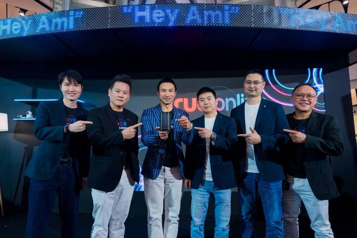 tuyasmart's tweet photo. 🇹🇭Proud to partner with @TrueOnline on the launch of HomeNext! The TrueX Home Hub connects with 3M+ Tuya-compatible devices in Thailand, powered by #Ami, a Thai-language AI companion for the whole family!

#TuyaSmart #SmartHome #AIoT https://t.co/MCGROdDAZK