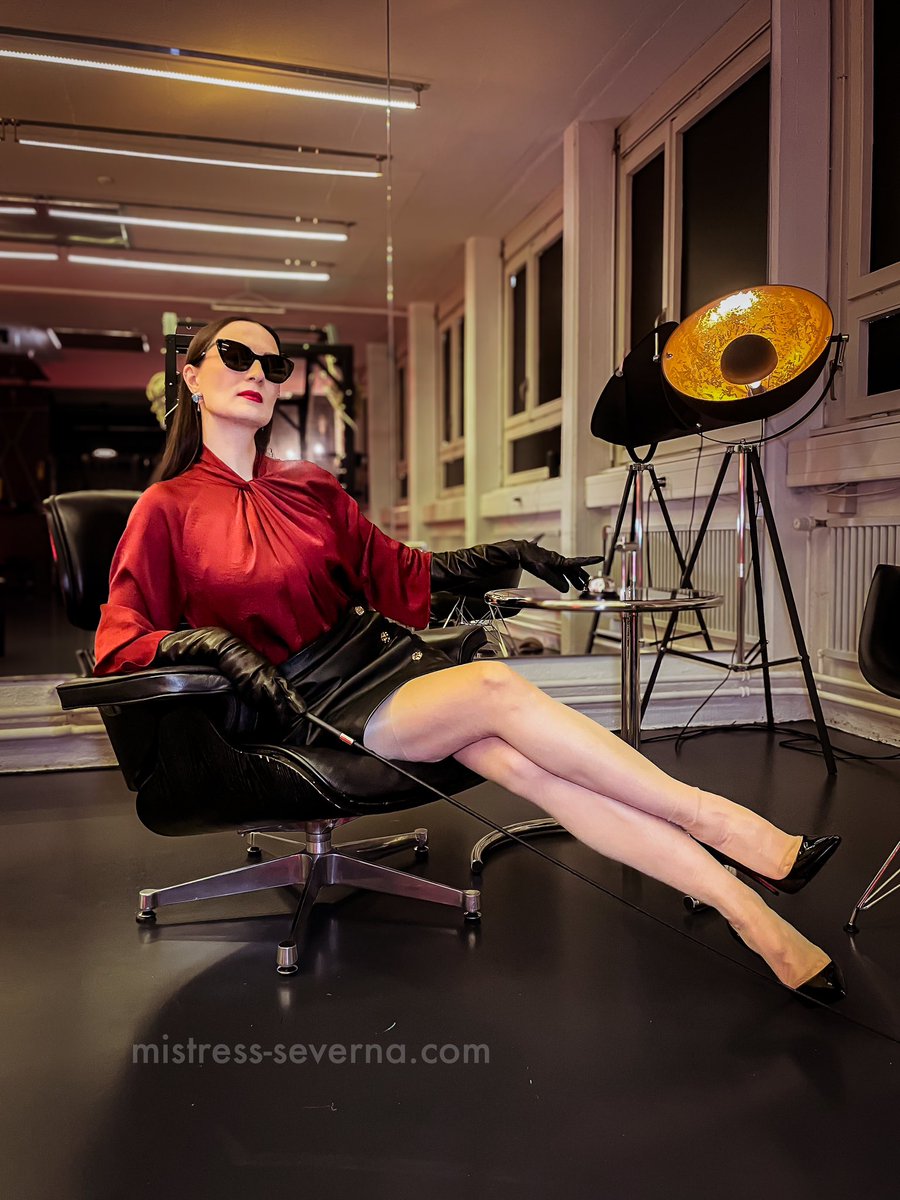 Mistress Severna tweet media