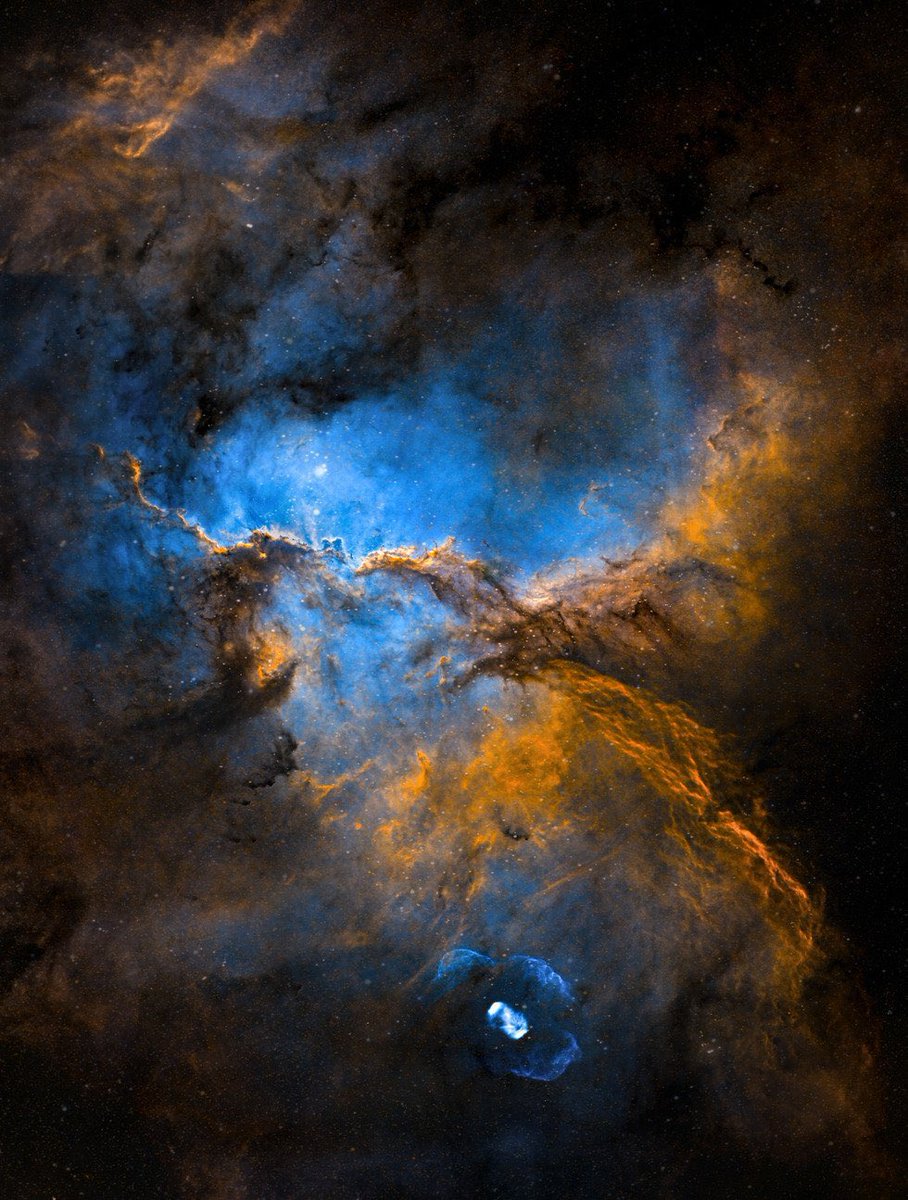 Thespacetechguy's tweet photo. NGC 6188, also known as the Fighting Dragons of Ara. https://t.co/HuvJbW0mdg