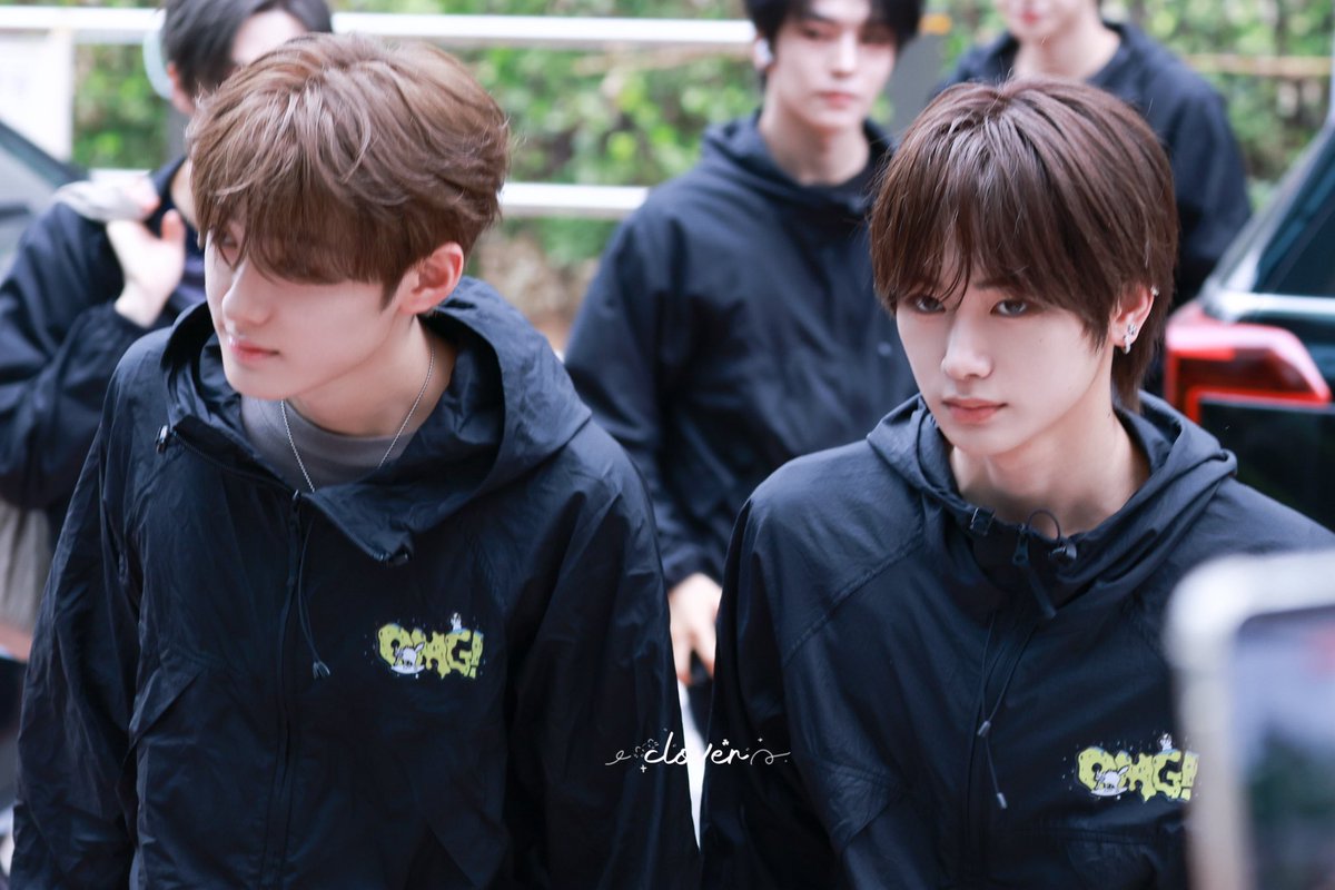 𝚌𝚕𝚘𝚟𝚎𝚛 ☘︎ tweet media