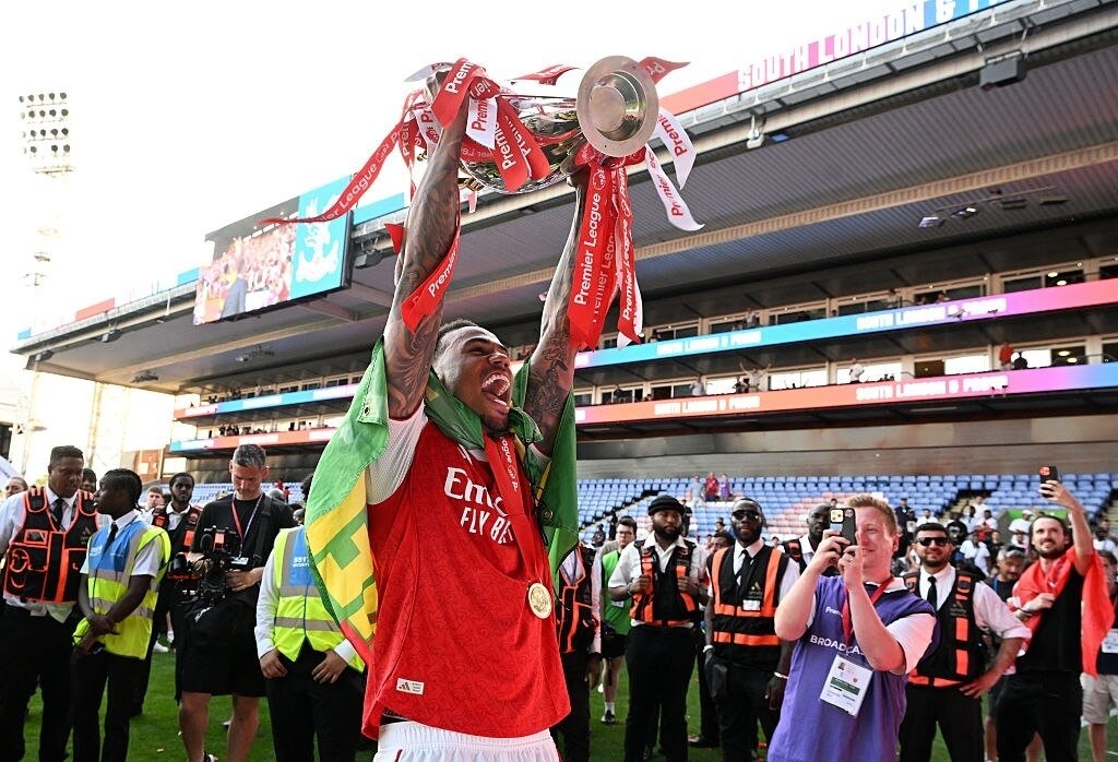 DailyAFC tweet media
