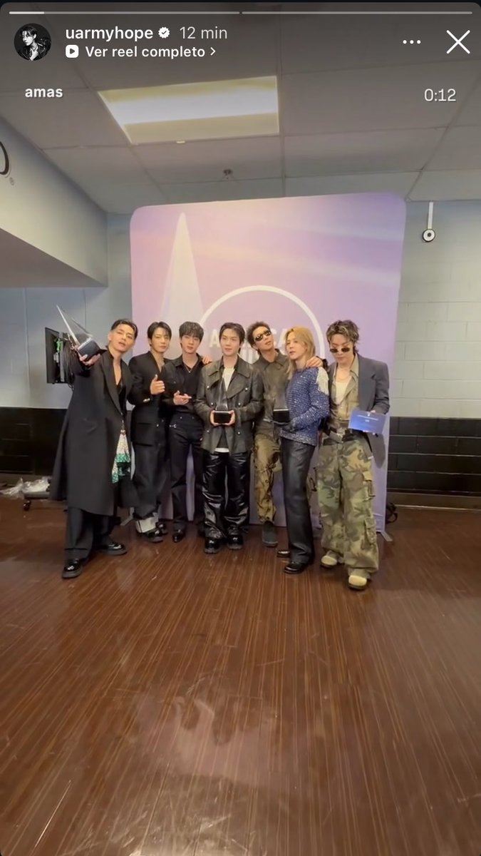 RiseOnBangtanAr's tweet photo. 📸 >> Historias de #JHOPE en Instagram. 

#BTS #방탄소년단 @BTS_twt @bts_bighit https://t.co/GpYgieZI6p