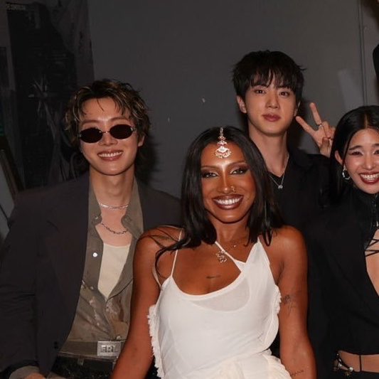 larathinker's tweet photo. LARA WITH HOBI AND JIN OF BTS!!! 

#KATSEYE #LARA https://t.co/XYr7RwUayH