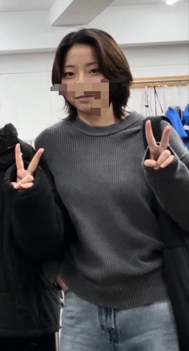マ tweet media