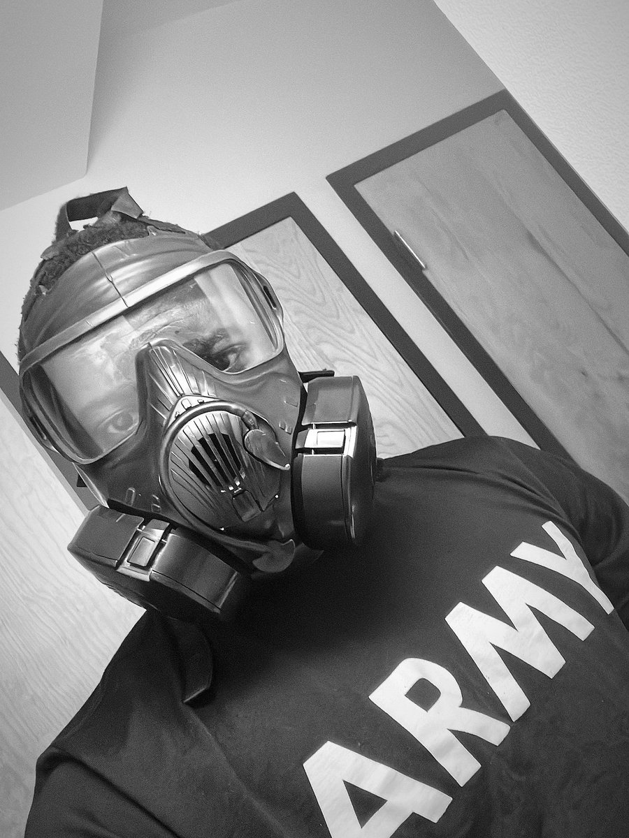 kporjrohking's tweet photo. #powmia #pow #memorialday https://t.co/icfktXF8lx