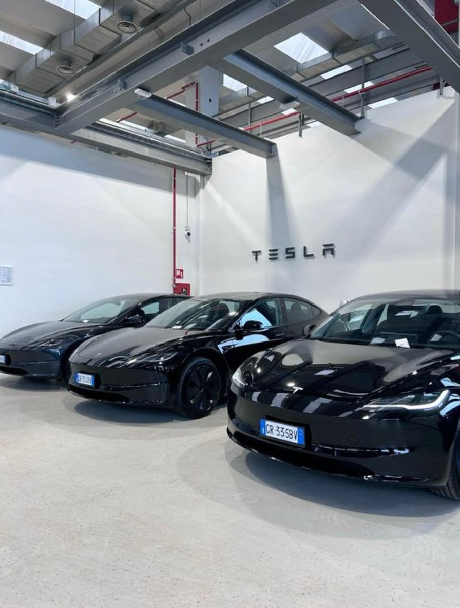 Eloncommentr's tweet photo. Your Dream Tesla is Closer Than You Think🚀
Silent power, futuristic style, and zero fuel stress  now available in easy installments⚡️
Low monthly payments Fast approval. Brand new.
💬 DM “TESLA” now and drive home yours this month 🚘 https://t.co/48frz9uPQV