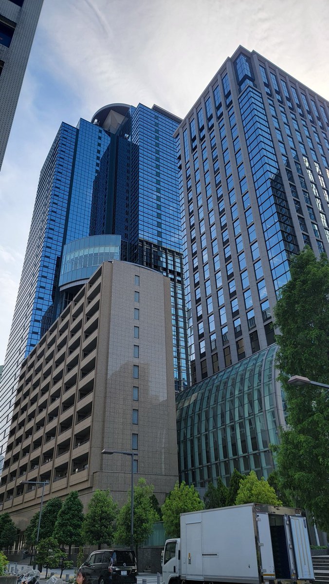 orangepub1983's tweet photo. 今週のオレパ予定は♥️
毎日18時にオープンします
5/25(月)お休みだよ
26(火)りょうた
27(水)ヒロ
28(木)ヒロ/りょうた
29(金)りょうた/ヒロ
30(土)ヒロ/りょうた/ジュン/たすく
31(日)りょうた/ヒロ
1日遅くなりました～🎵 https://t.co/F7zZpqysJ0