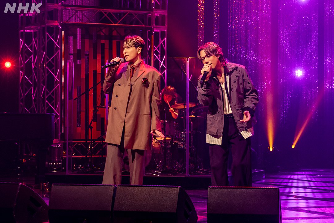 CHEMISTRY_2011's tweet photo. 【𝐓𝐕】

NHKBS The Covers
 「CHEMISTRY×歌姫名曲～デビュー25周年SP～」

今回は、"歌い継がれる女性アーティストの名曲"3曲をカバーします✨

🎤歌唱曲:
♪「ミ・アモーレ〔Meu amor é･･･〕」 (1985／中森明菜)
♪「Hello, my friend」 (1994／松任谷由実)
♪「Baby Don’t Cry」 (2007／安室奈美恵)

📺放送予定:
6月7日(日)午後10:50～11:19  <NHKBS/BSP4K>

デビュー25周年を迎えたCHEMISTRYの音楽をぜひご覧ください！

#ケミストリー
#thecovers