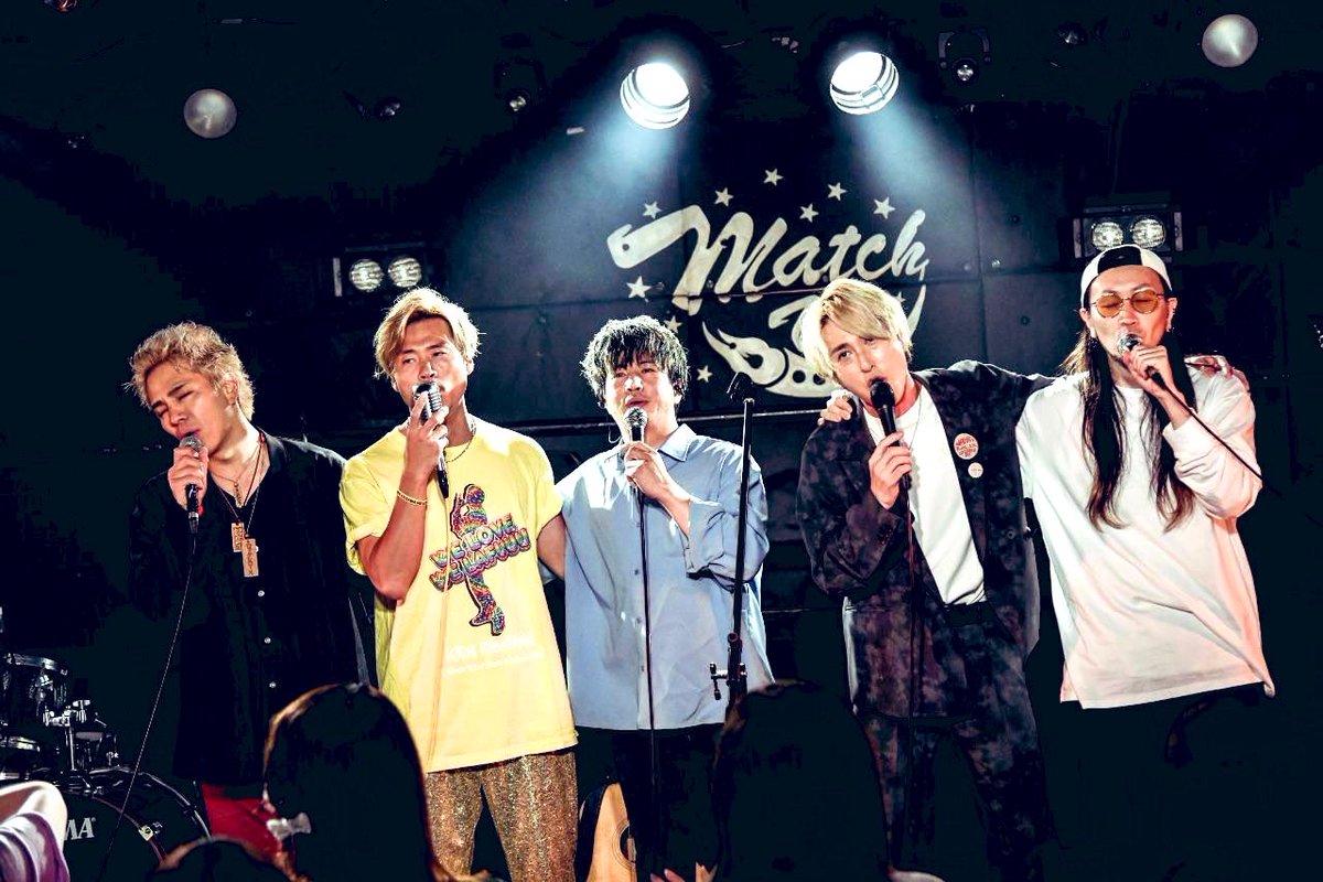WXtOTziZxjQeHu1's tweet photo. 俺の街が ナンバーワン！
  ってアピールするツアー
オレマチツアー 八王子編
#MatchVox  に行って来ました〜
三┏( ^o^)┛
#けいたろう ｸﾝ
#KENEBISAWA さん
#プラチナリズム さん
🎤ライブ🎸ハウス 
３人の絡み 歌 出会い 思い出話
これからの チャレンジ 
過去があり 今を生き 未来がある
最高🤘 https://t.co/WD82lyqlSQ