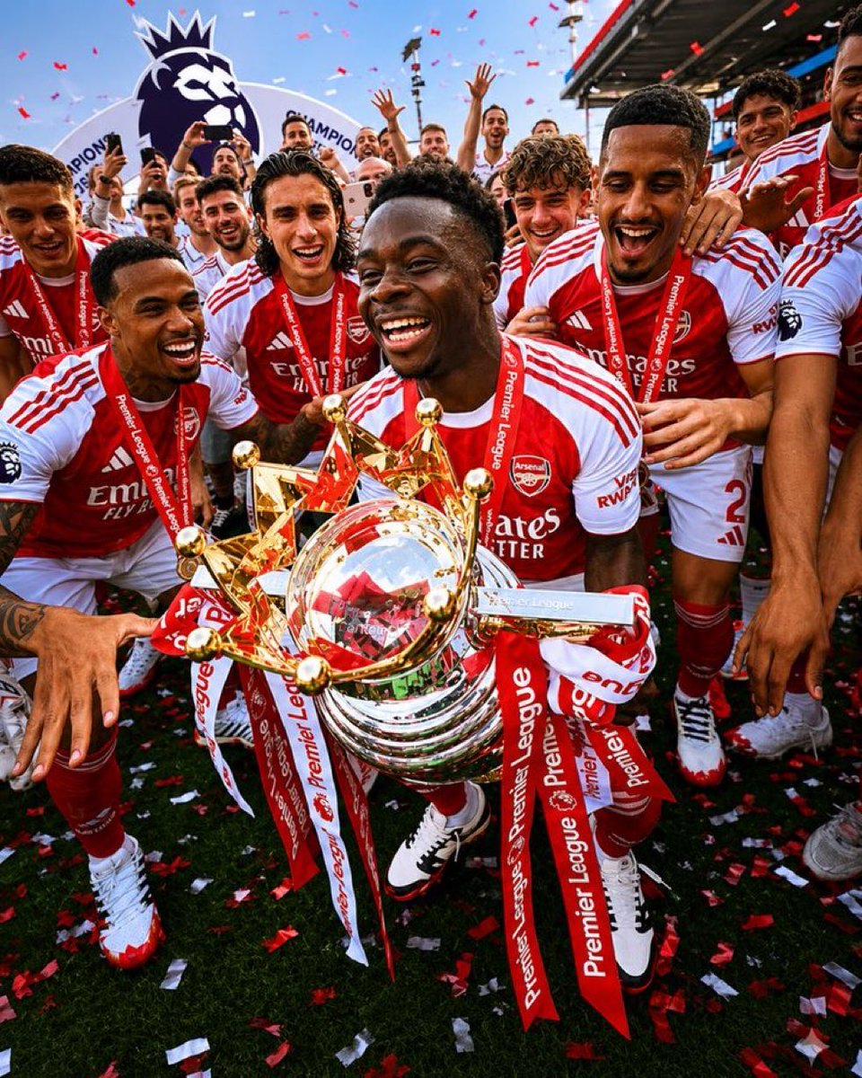 _Ice_Queen_001's tweet photo. Idd-ul-Gunners ❤️🤍✨️ https://t.co/XrA8So0UP1