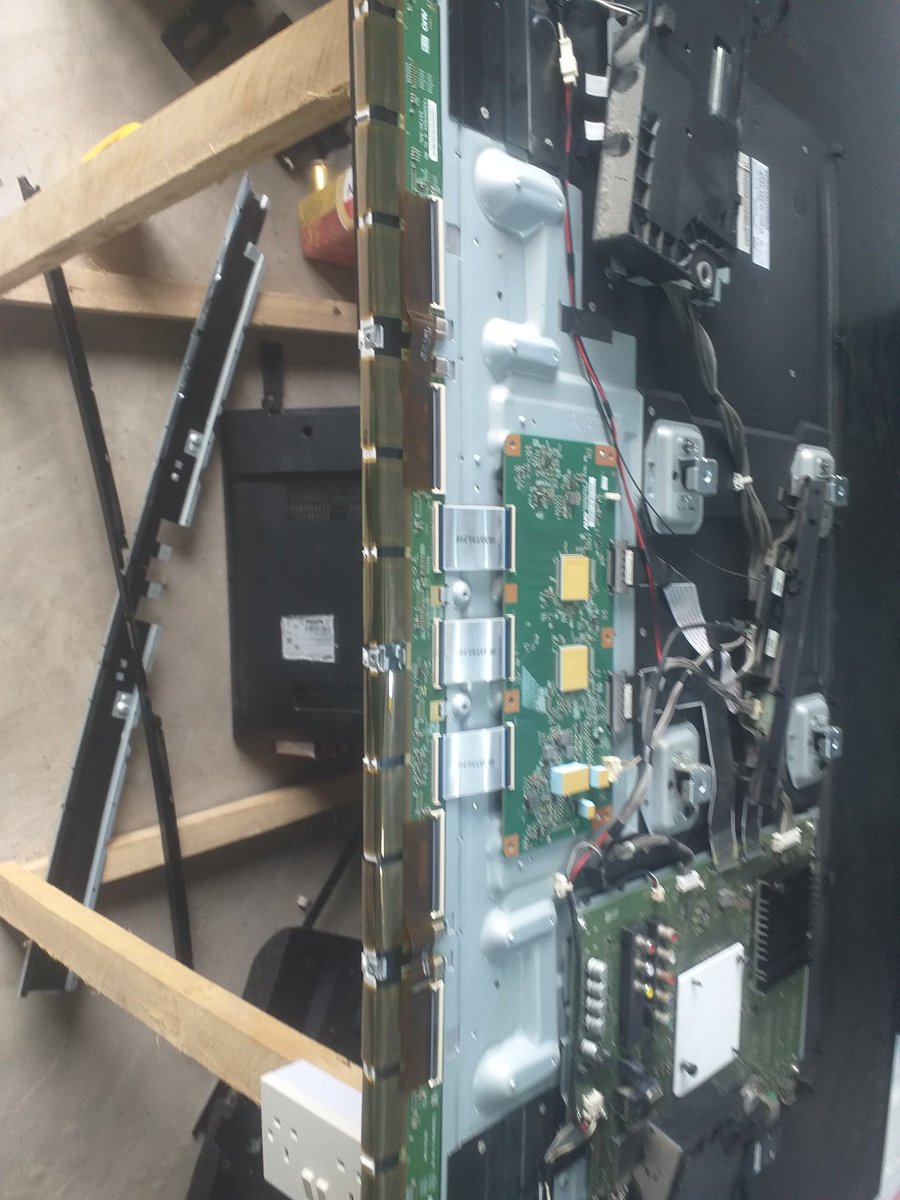 DBinogun's tweet photo. Worked on this unique screen yesterday. https://t.co/oCzfRgdYKe