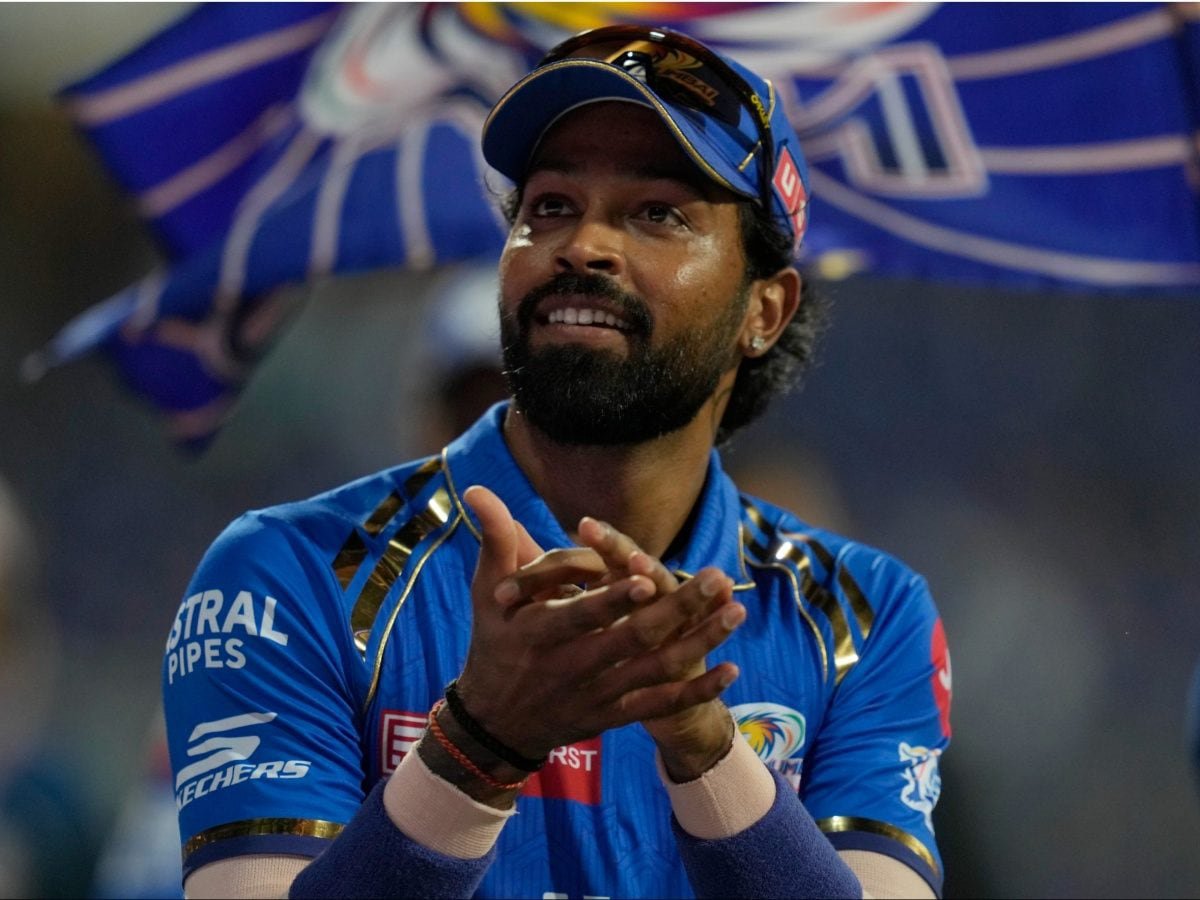 CricketCentrl's tweet photo. 🚨MUMBAI INDIANS RELEASE OR RETAIN PLAYERS BEFORE IPL 2027 FT. VIRENDRA SEHWAG 🚨

1. Rohit Sharma - Retain 
2. Suryakumar Yadav - Retain 
3. Tilak Varma - Retain 
4. Ryan Rickelton - Retain 
5. Hardik Pandya - Release 
6. Trent Boult - Release 
7. Deepak Chahar - Release 
8. Shardul Thakur - Release 
9. S Rutherford - Release