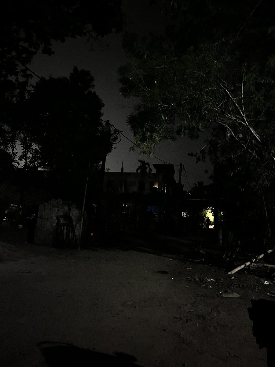 Kum6Behura's tweet photo. @CMO_Odisha @PRDeptOdisha @DM_Jajpur Street lights installed in Khapuriapada 3 yrs ago are broken. Not a single light works, causing safety issues in dark. Sarpanch ignores complaints. Please fix this.
📍 Village: Khapuriapada (Balipasi)
📍 Block: Danagadi, Jajpur
#Odisha #Jajpur https://t.co/zdh6vf8aR9