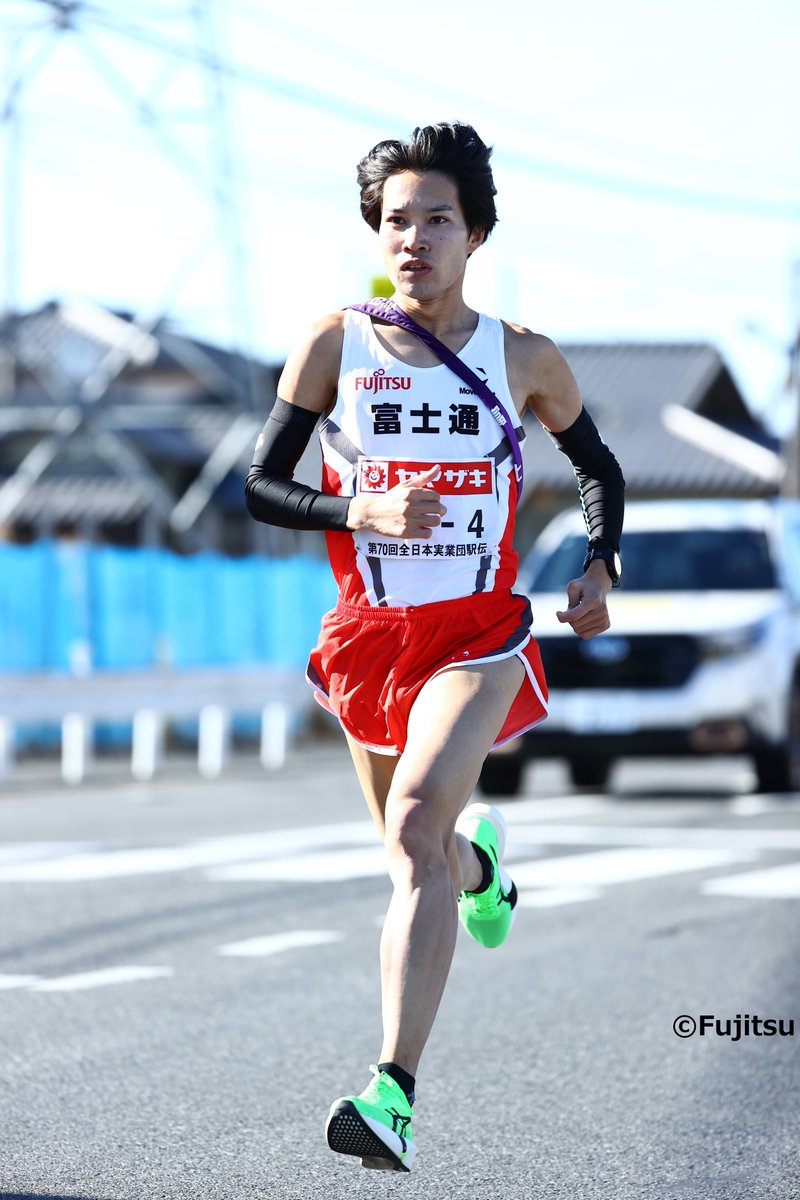 kawasaki_pr's tweet photo. #富士通陸上競技部 の活動拠点が #川崎市 に🏃♂️✨
5月1日から富士通陸上競技部が29年ぶりに川崎へ拠点復帰し、「#REDLIMIT」として新たに始動しました👟川崎から羽ばたく選手たちを、みんなで応援していきましょう📣
#かわさきいいね #スポーツのまち #REDLIMIT
#FujitsuAthleticsTeam
🔽富士通陸上競技部ホームページ
https://t.co/eWdXsIjU6n
