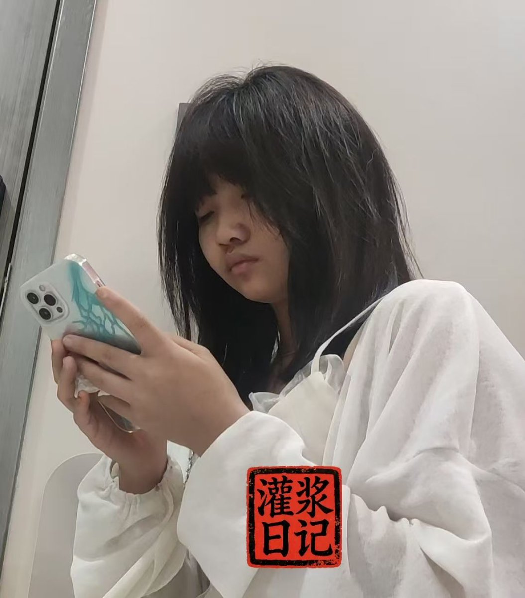 PBlott58827's tweet photo. #站街 广州稚嫩少女只要两百，胸大逼紧水多，搞起来太爽了 https://t.co/7E9x9v2Qbn