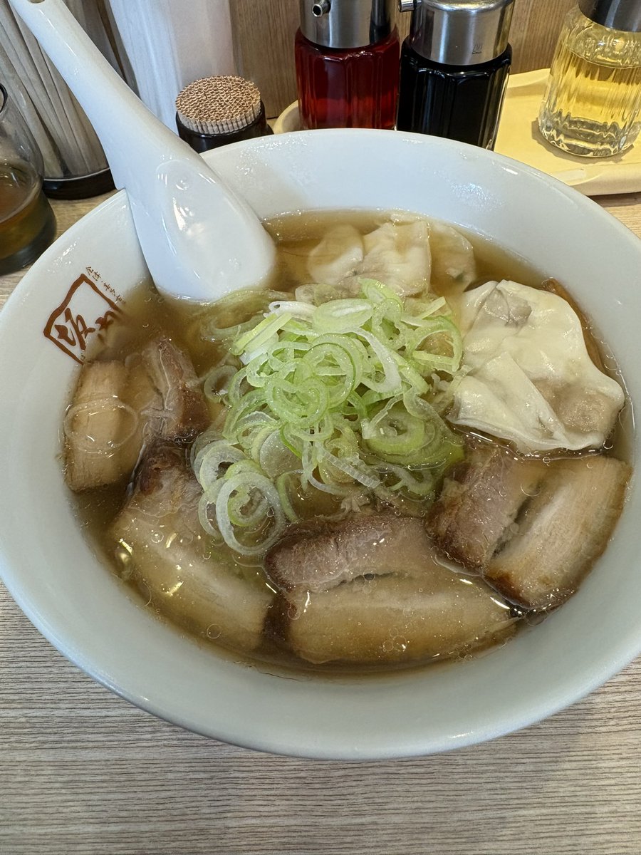 semiken1's tweet photo. 今日の昼食
喜多方ラーメン https://t.co/uLrqTMgeTi
