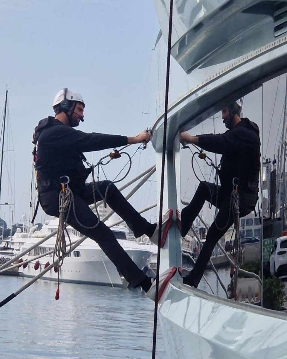RSBRigging's tweet photo. Luis and Bernat are now approved to carry out annual inspections of Henriksen LSA rescue hooks in accordance with MSC(402)96 requirements.
#RSBRigging #SuperyachtRigging #LSA #Henriksen #LoadTesting #MarineSafety #YachtCompliance #RiggingInspection #MarineEngineering #MSC40296 https://t.co/oURSxaVwyx