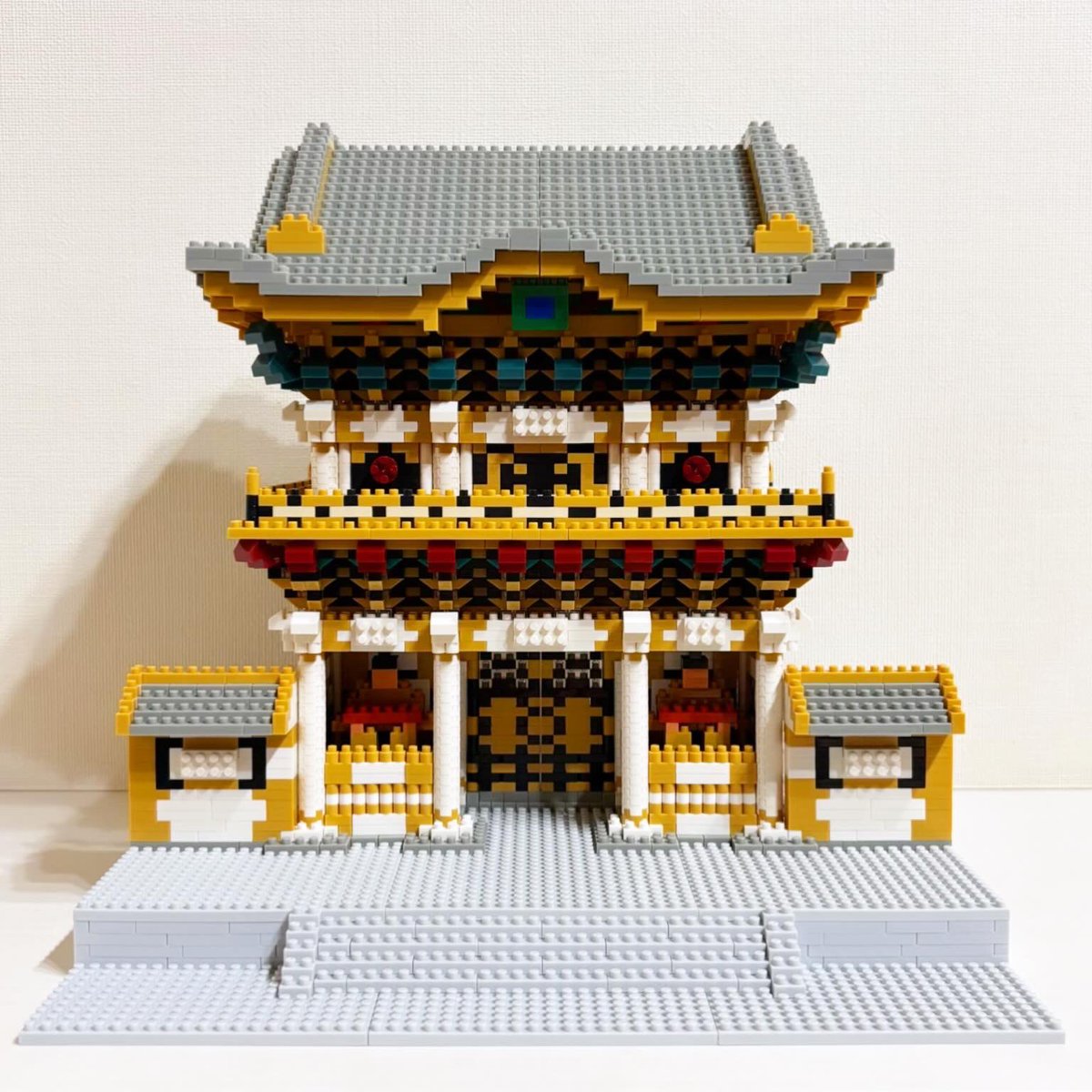 nano_424's tweet photo. ✨日本の世界遺産 57号✨ 

＊東照宮陽明門/屋根(東側)をつくる②
＊171PCS
＊白川郷/壁•扉•梁•稲をつくる
＊111PCS

#나노블럭 #nanoblock #ナノブロック https://t.co/BbdlYapvYy