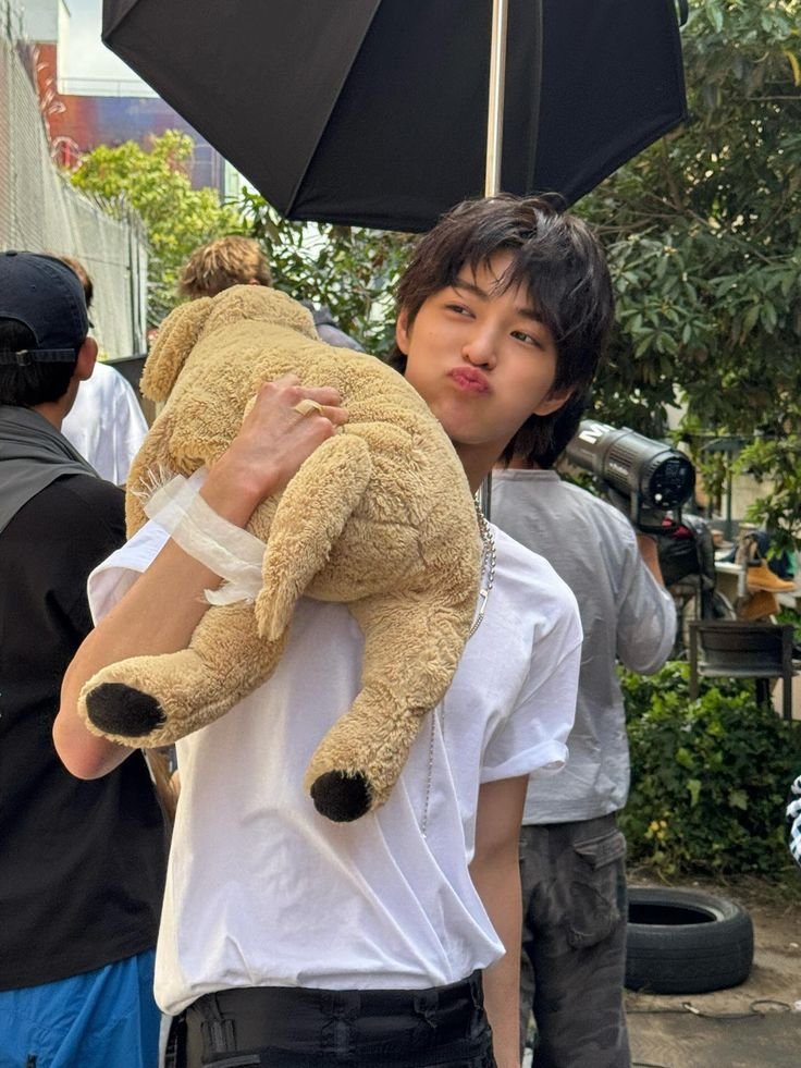 andy🧸 tweet media