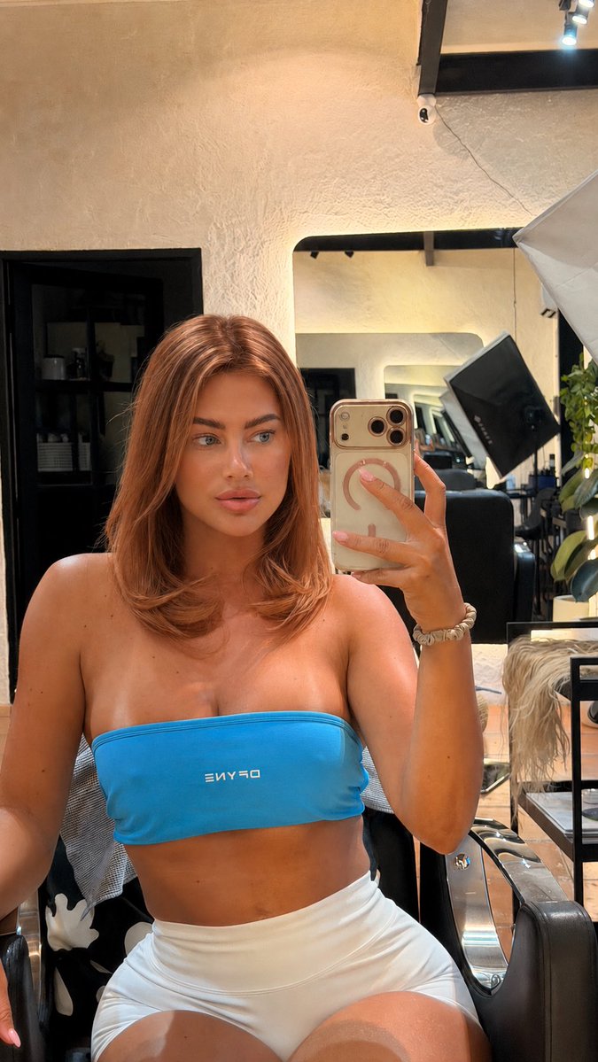 Eva Joanna tweet media