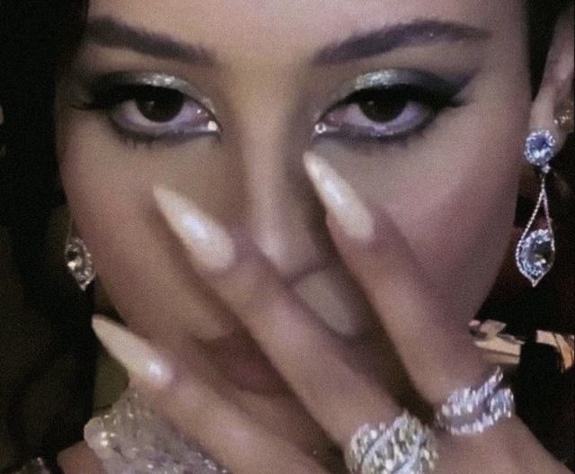 𝓡𝓮𝓷𝓮𝓮 🖤🦂 tweet media