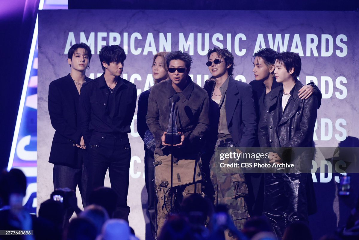BTS ITALIA⁷ 🇮🇹 🄰🅁🄸🅁🄰🄽🄶🪭 tweet media