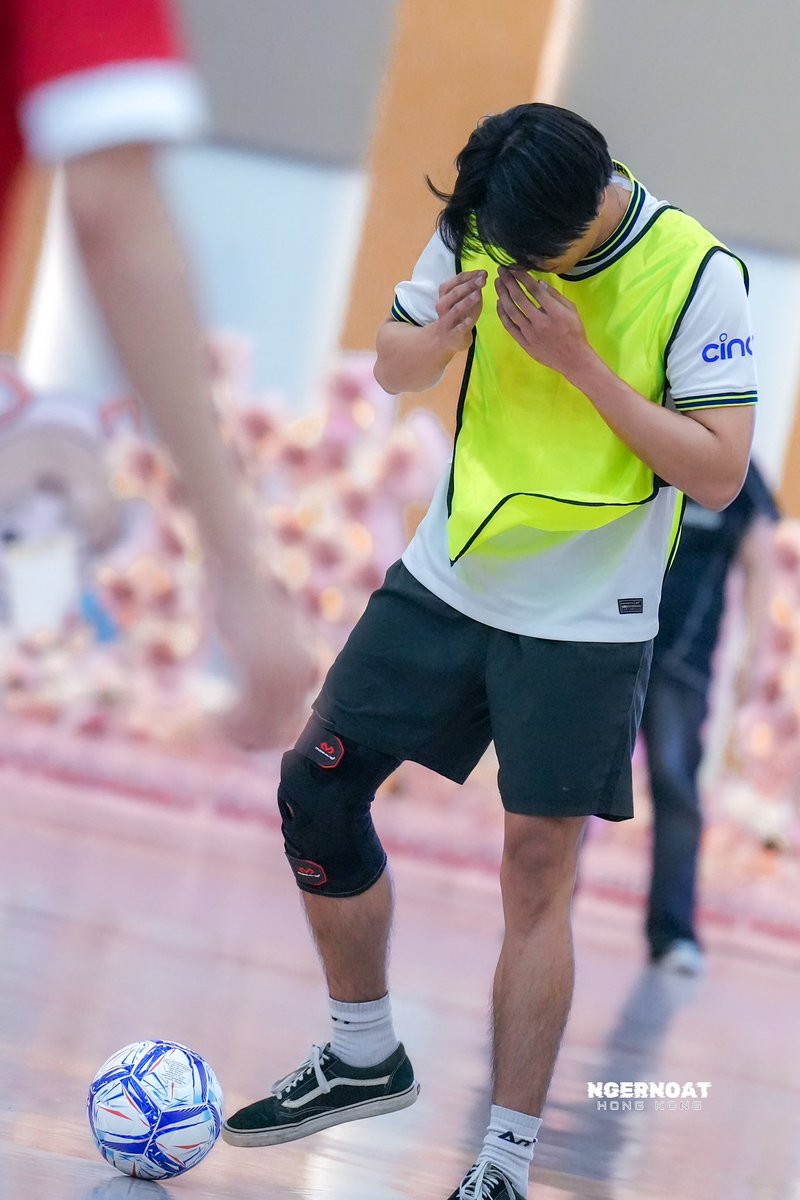 ngernoathk's tweet photo. จะได้เห็นP Ngernเตะบอลอีกไม่นะ

@legendngern

#ngernnn #ทีมเงิน
#ngernoat #เงินโอ๊ต #อาทิตย์ดาวตก https://t.co/nOs68OMRYx
