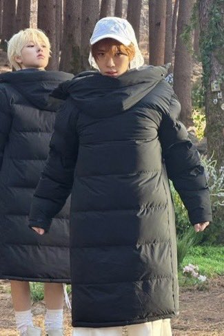 taga511's tweet photo. 이 얼딩 뭐에요? https://t.co/uon2RBa0Lw