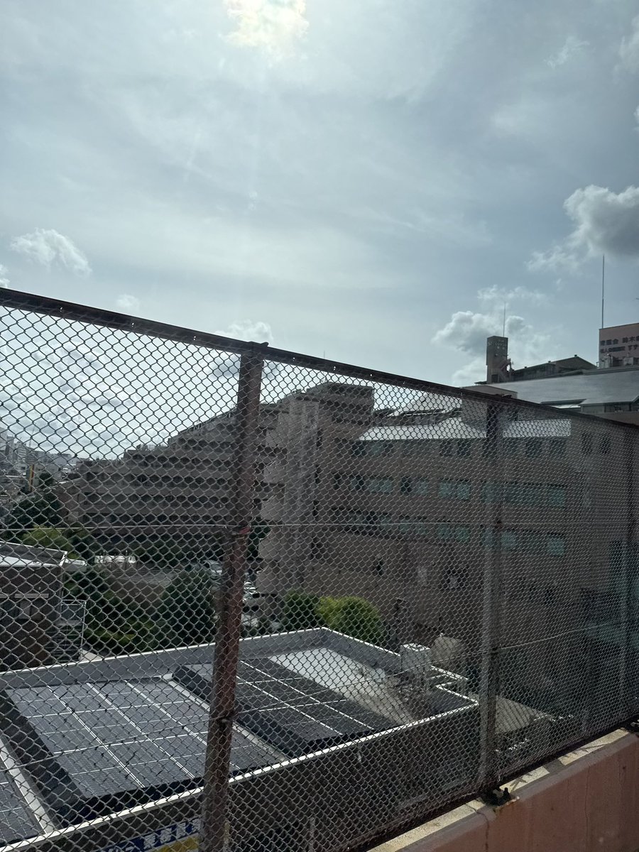 on1yoneni's tweet photo. 한국이다.. https://t.co/y1hbUCsfbD