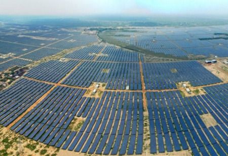 CEO__Insights's tweet photo. Adani Green Energy Launches Battery Storage System in Gujarat

Read More: https://t.co/wC0aSi8Jh2

#BatteryEnergyStorageSystem #cleanenergy #storageinfrastructure #lithiumiontechnology #renewableenergy https://t.co/yLPGdHRGhk
