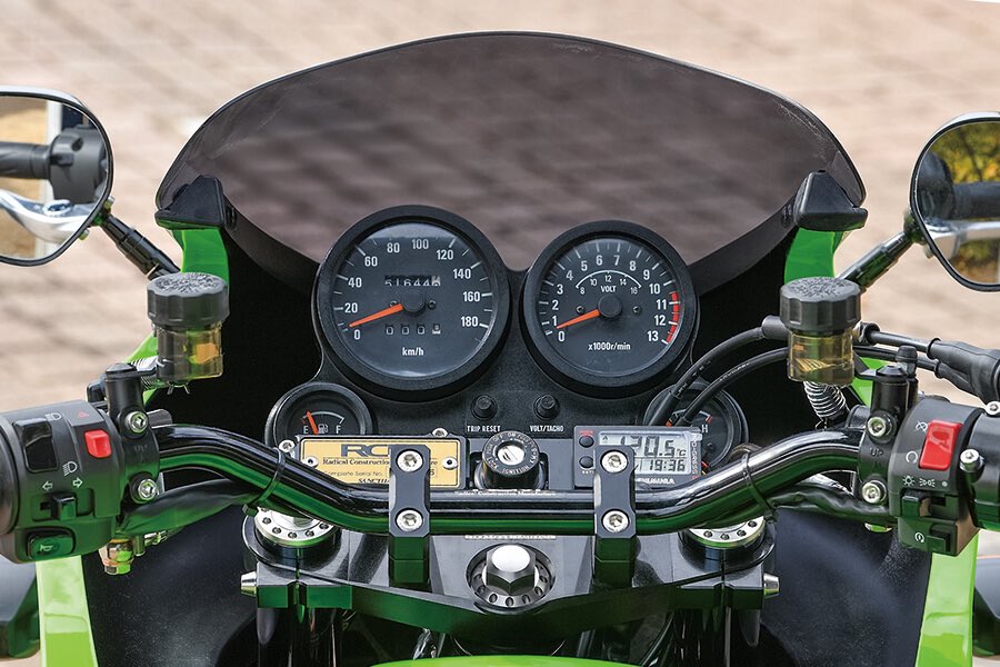 Accela@バイク記事紹介 tweet media
