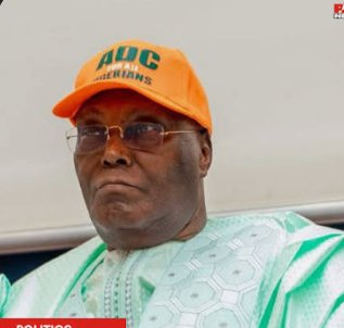 Omatune's tweet photo. The ADC in Enugu has two factions upholding yesterday's presidential primaries.

FACTION A: 
Atiku.         - 15,300 votes 
Rotimi        -2,200 votes 
Mohamed -200 votes 
                       Atiku wins 

FACTION B:
Rotimi         - 6, 050 votes 
Mohamed -4,840 votes 
Atiku.          - 1,210 votes 
                       Rotimi Amaechi wins

Going by this, ADC now has three presidential candidates

I ask again? Is this what you people wanted Peter Obi to stay and do with these power hungry ijiots?

Peter Obi and kwankwaso are too decent for this level of old age anyhowness