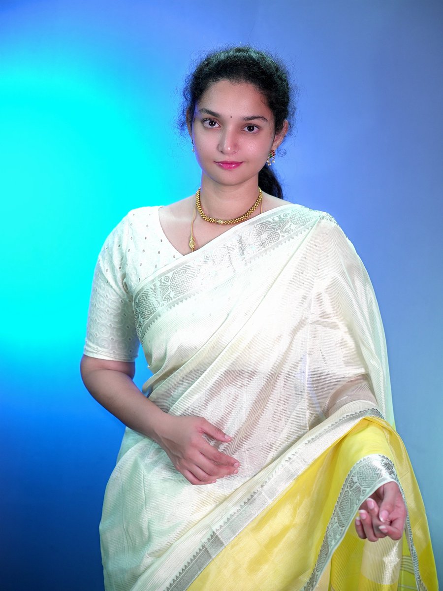 SumiiTalks's tweet photo. Saree Link 👇 
https://t.co/sB2V9BF15b

#celebritystyle #celebrityfashion #styleinspiration #silksarees #narabrahmani https://t.co/H3crltESye