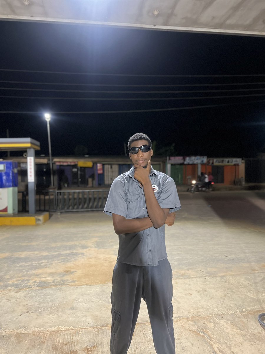 Emmanuel 💫 tweet media