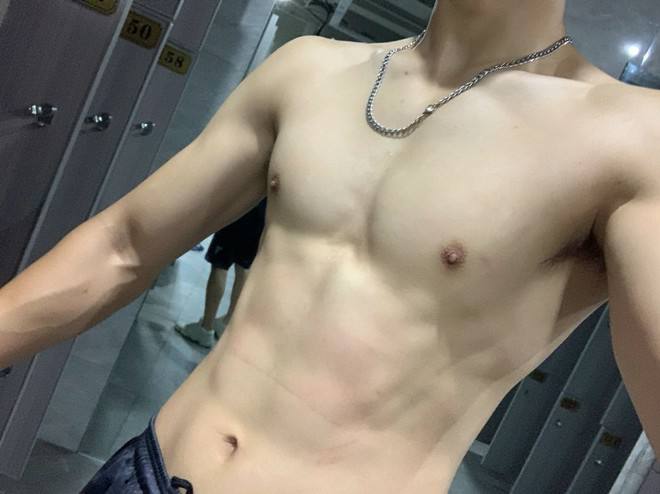 akeoddl's tweet photo. 편한 사람만 남으면 자연스럽게 이어지는 거지
#게친소 #게이 #ㄱㅊㅅ #일상 https://t.co/vjeGgx2Rqm