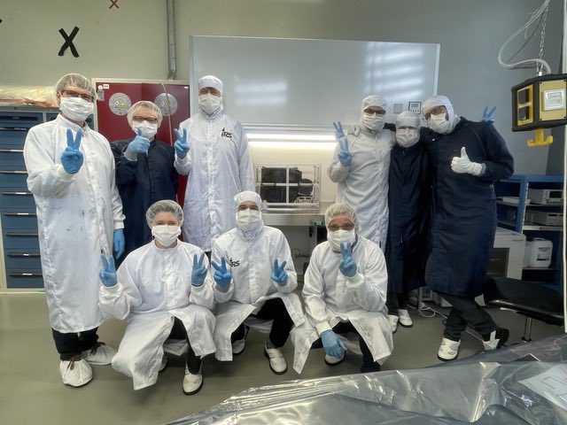 Apollotom's tweet photo. @DESTINY_JAXA に搭載するダストアナライザ(DDA)のフライトモデルが先週ドイツ🇩🇪から日本に向けて発送されました✈️😊 DDAは@DLR_en との国際協力によりシュトゥットガルト大学が主体となって開発しています。@PERC_Chitech は地上での性能評価試験やデータ解析をドイツチームと連携して進めます🤓 https://t.co/3Neu2lR7sj