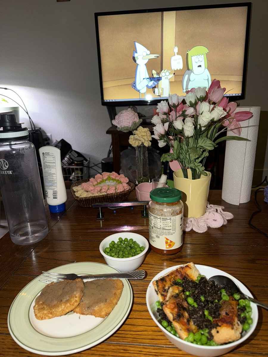 PostingMyDinner's tweet photo. Peas-a… woahhhhhh!!!!!! https://t.co/mEKzD2Cfcc