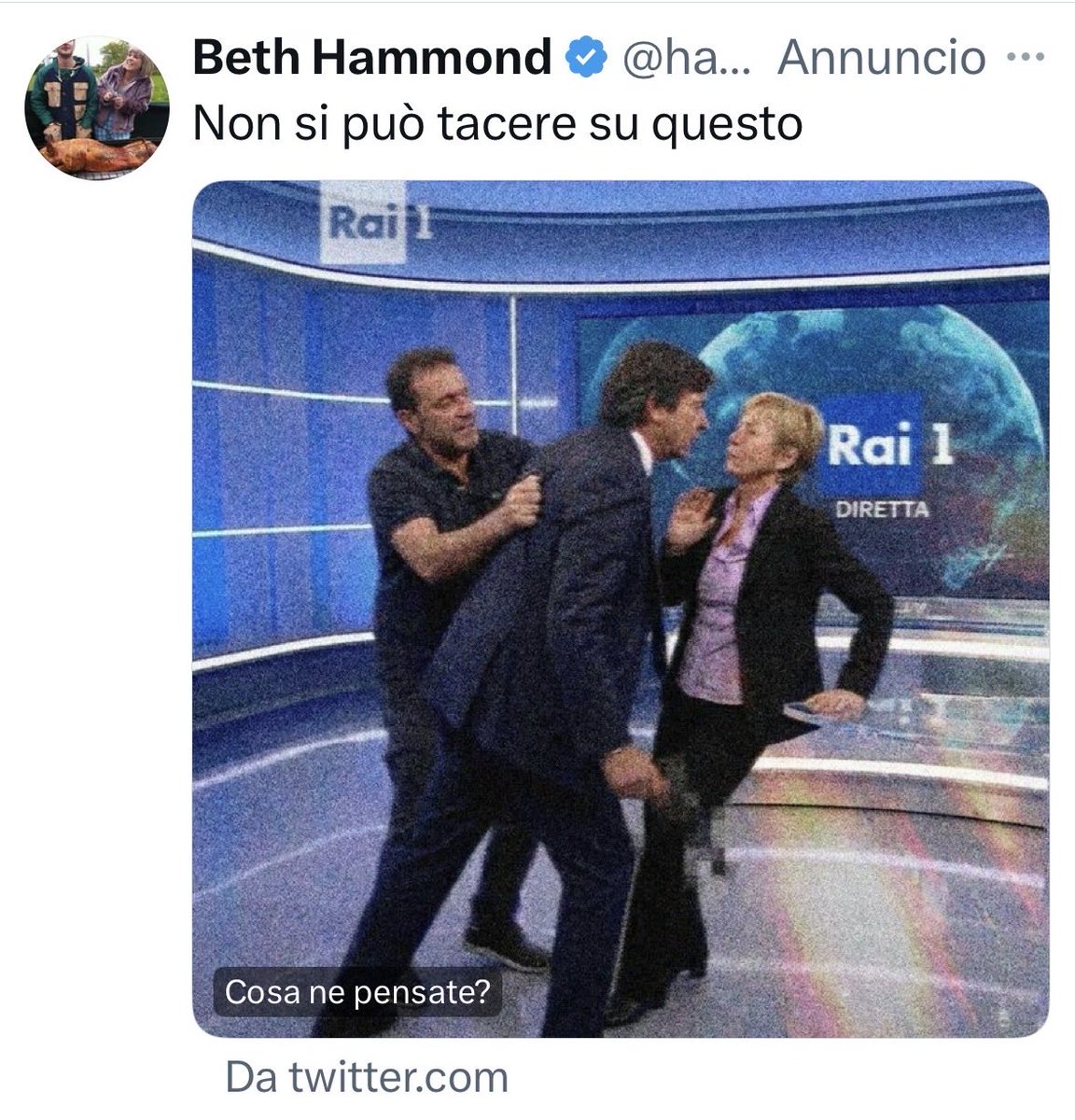 𝐋𝐚 𝐏𝐢𝐞𝐫𝐚🇮🇹 tweet media