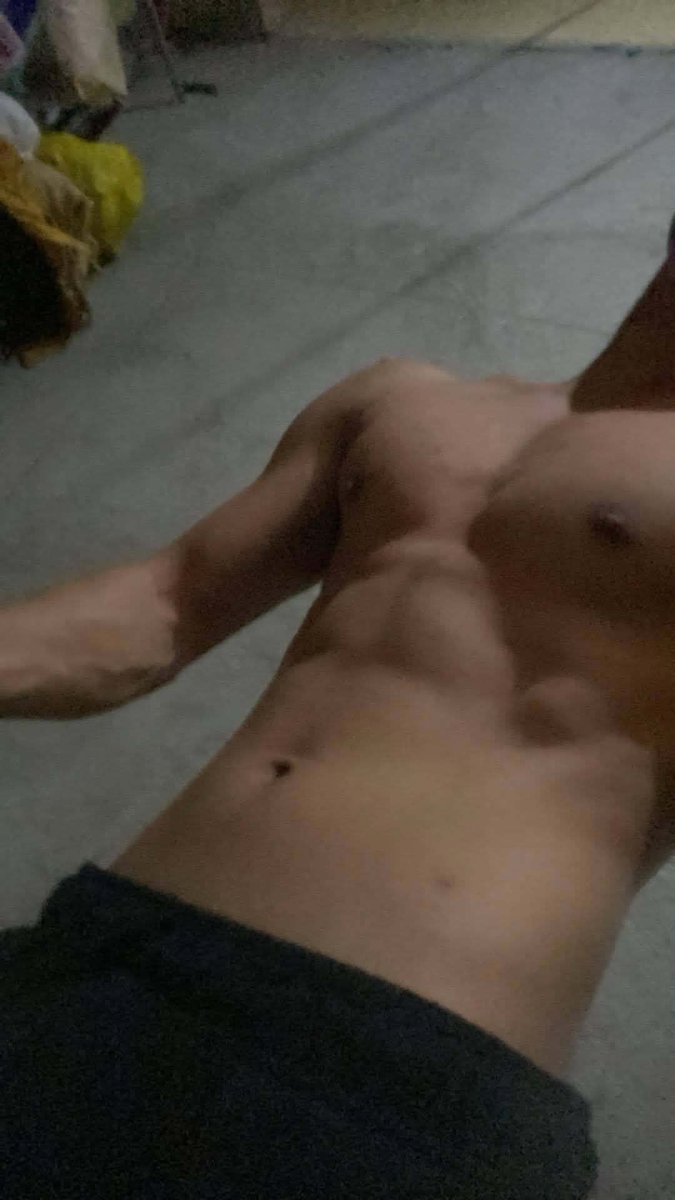 Baddqasboy's tweet photo. Tara Kantotan Cebu? https://t.co/Bqy8VhbYla
