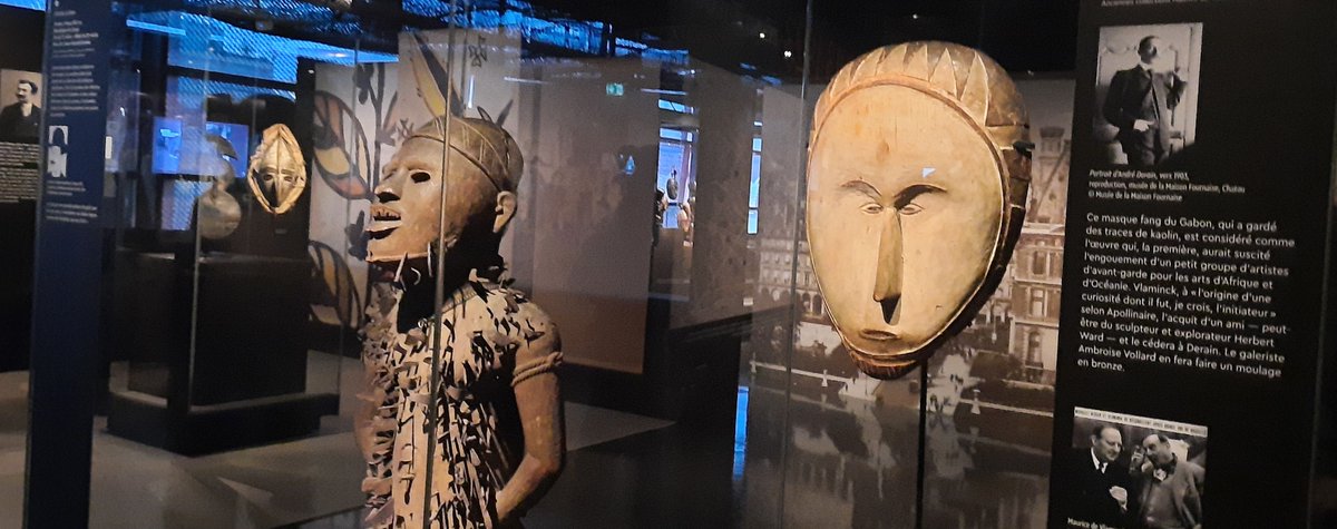 Parijsonline's tweet photo. In Musée Branly => 1913-1923  l’esprit du temps
Aan het begin van de 20ste eeuw lieten beeldend kunstenaars zich inspireren door Afrikaanse kunst: 

Chris Rachel Spatz was in Parijs, bezocht de expositie en schreef erover voor Parijsmagazine      https://t.co/sdYM9SXDXM https://t.co/XaFN5p9zD3