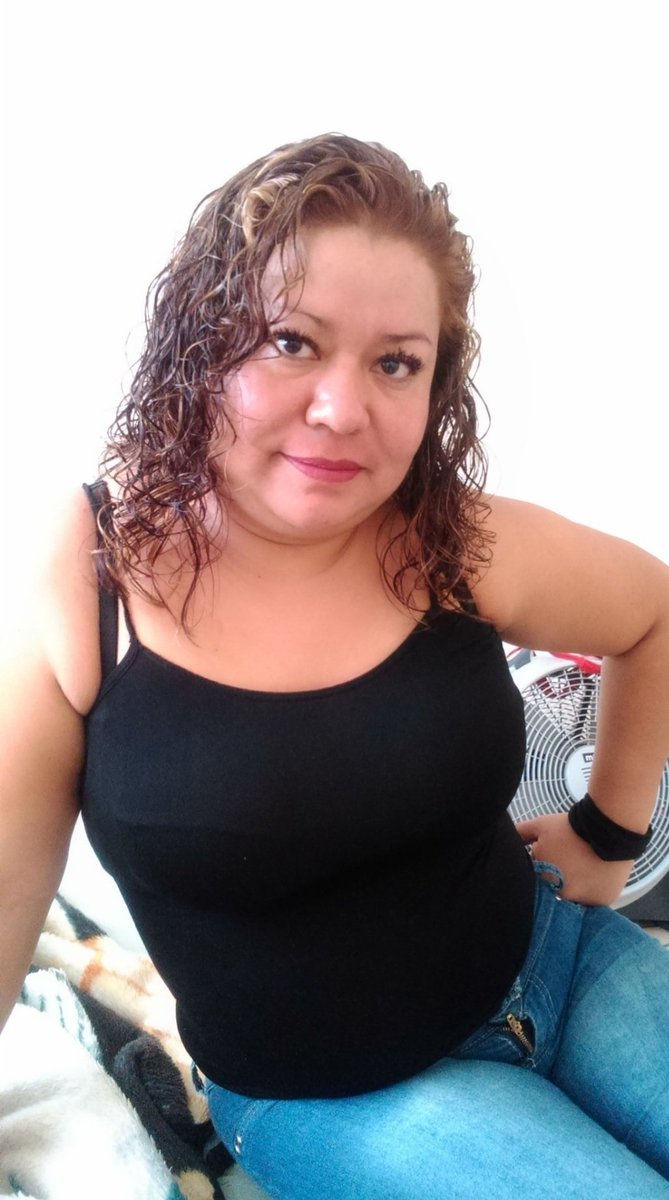 yazmin tweet media